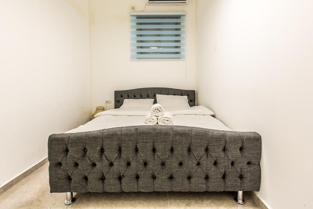 Sunset Beach Apartments Τελ Αβίβ Εξωτερικό φωτογραφία