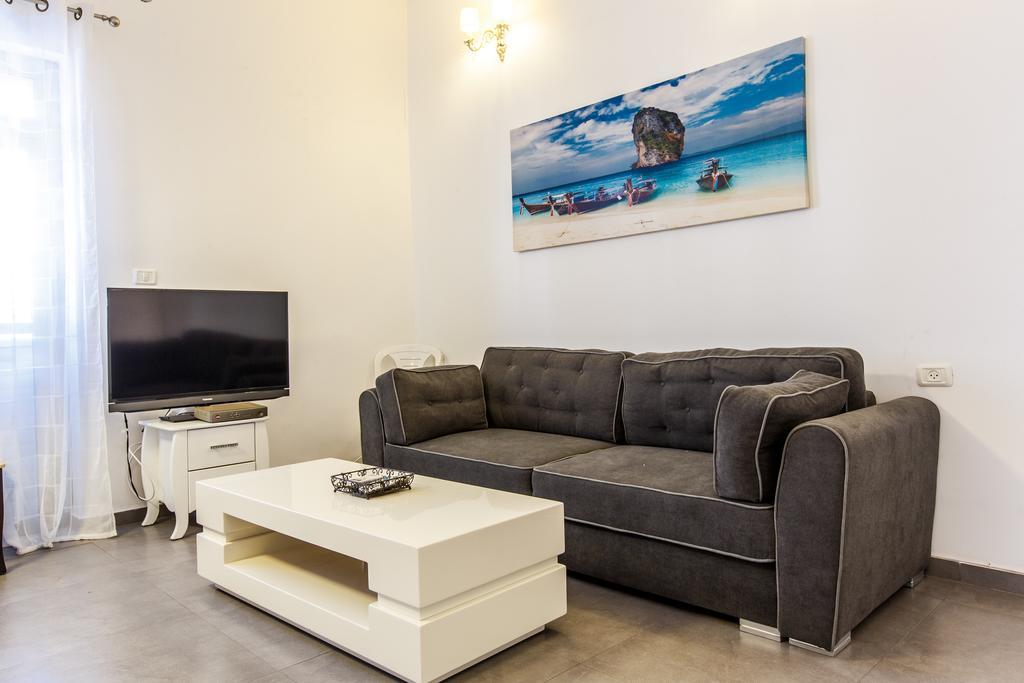 Sunset Beach Apartments Τελ Αβίβ Εξωτερικό φωτογραφία